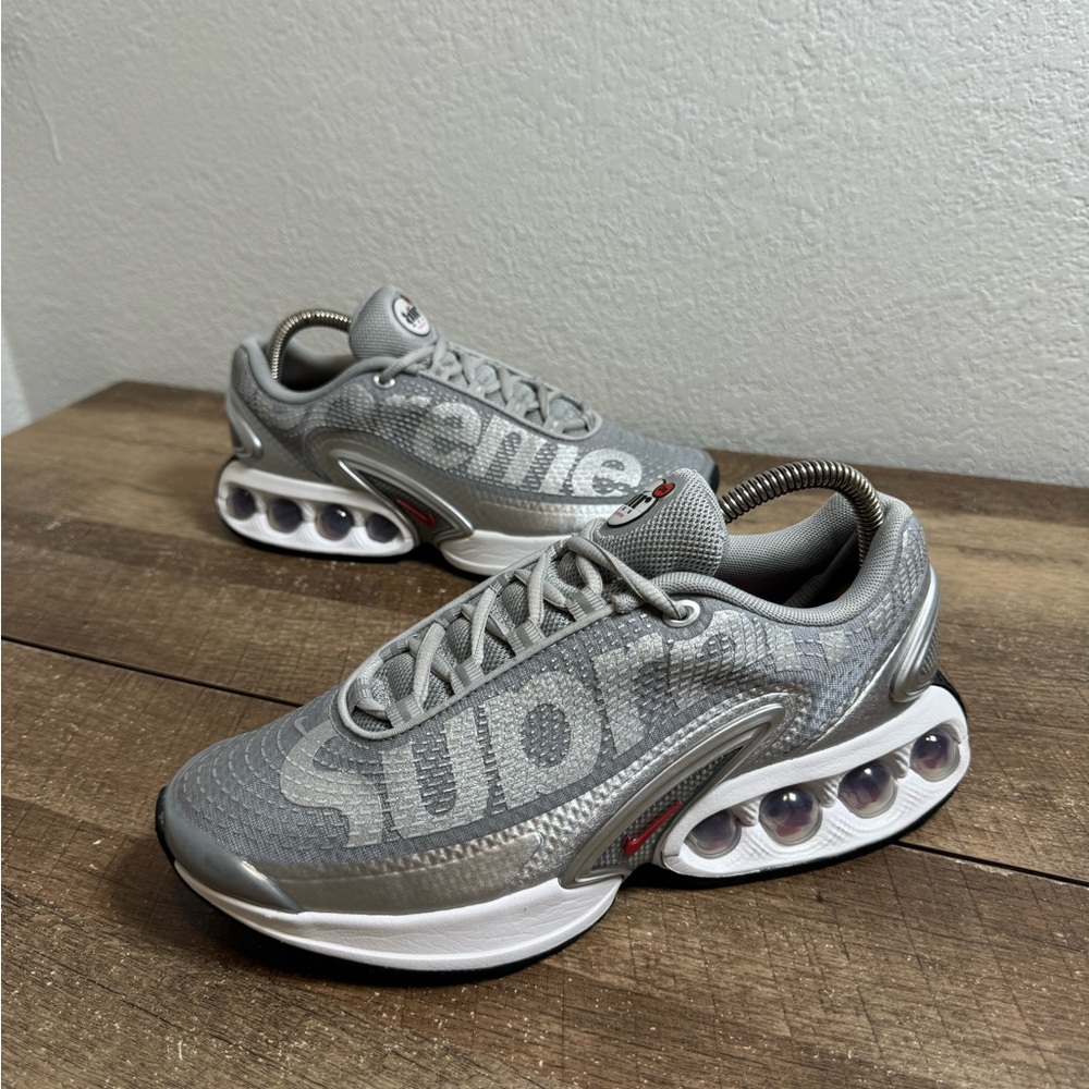 Supreme x Nike Air Max DN Silver Bullet Friends & Family -‎ Size 6 HF6605 001 - Picture 2 of 9